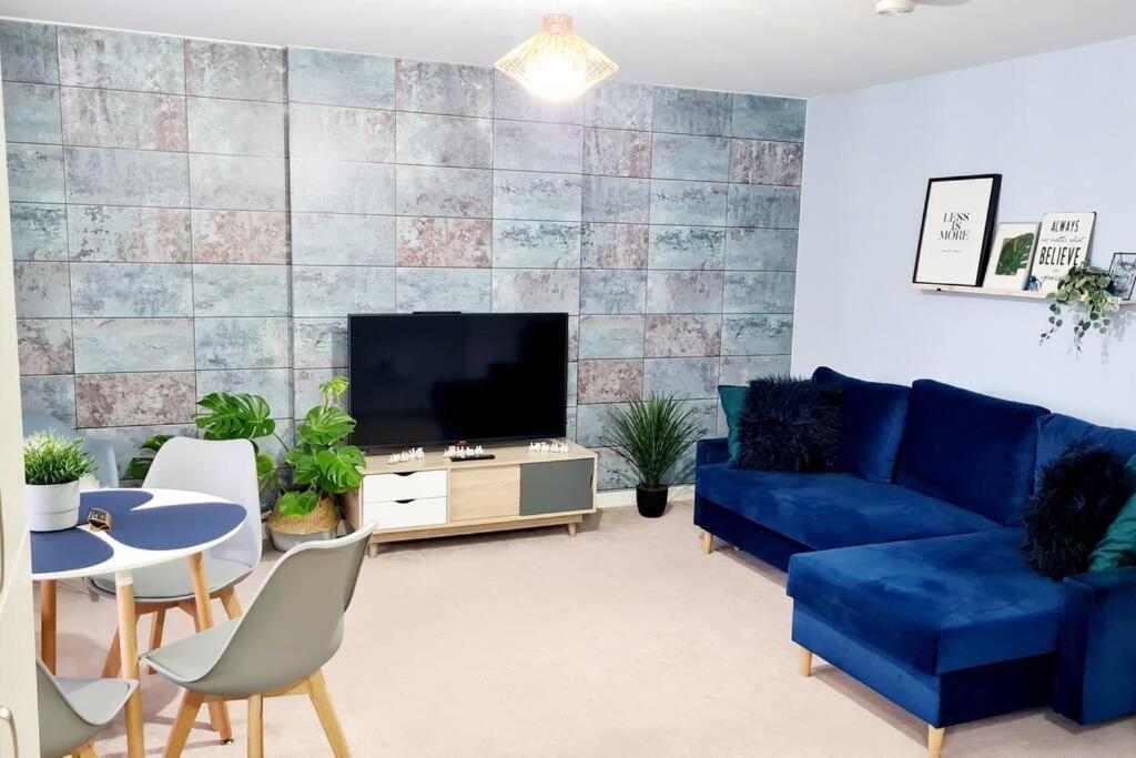 Stylish 2 Bedroom Apartment / Free Gated Parking Glasgow Luaran gambar